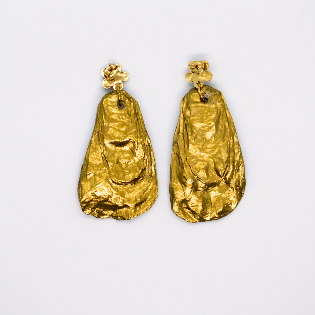 Oorbellen-oester-bij-achterzijde